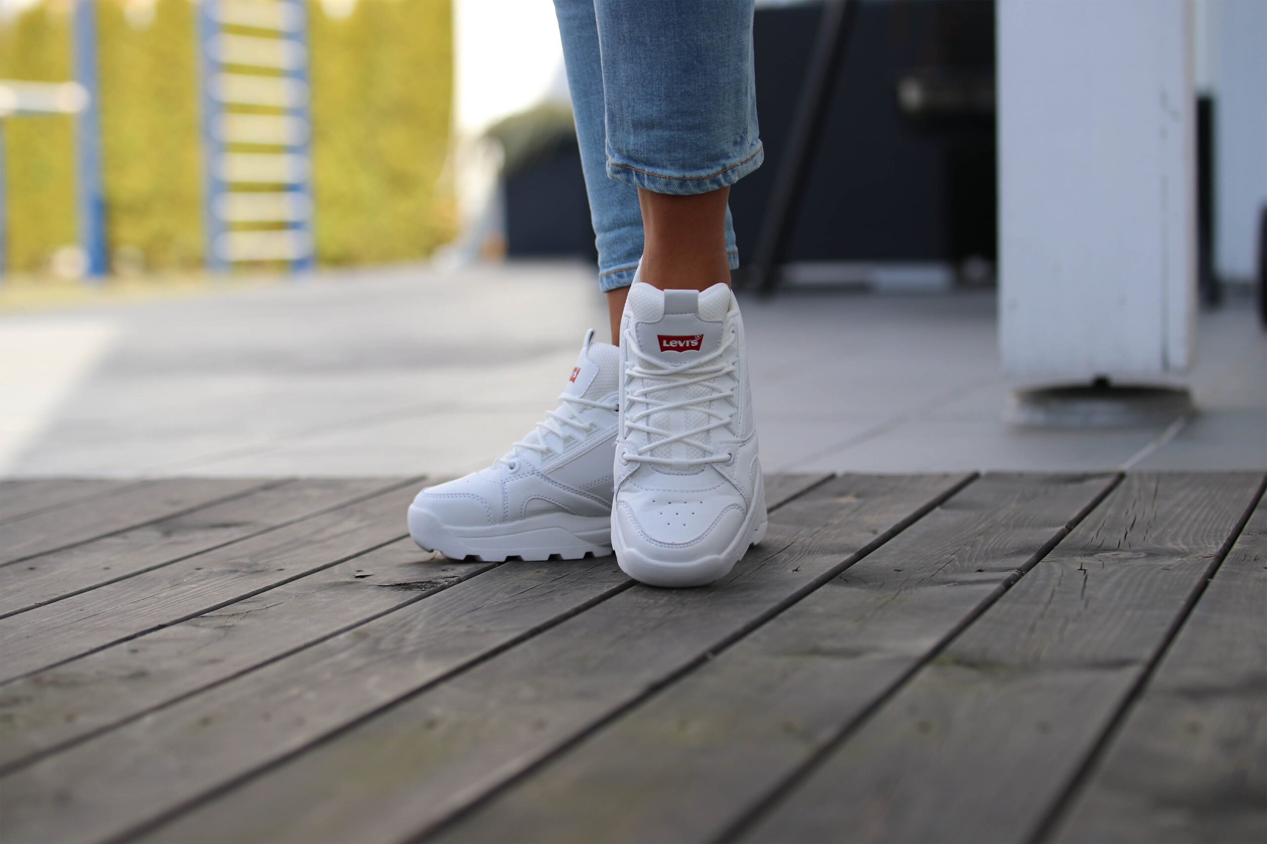 all white levis