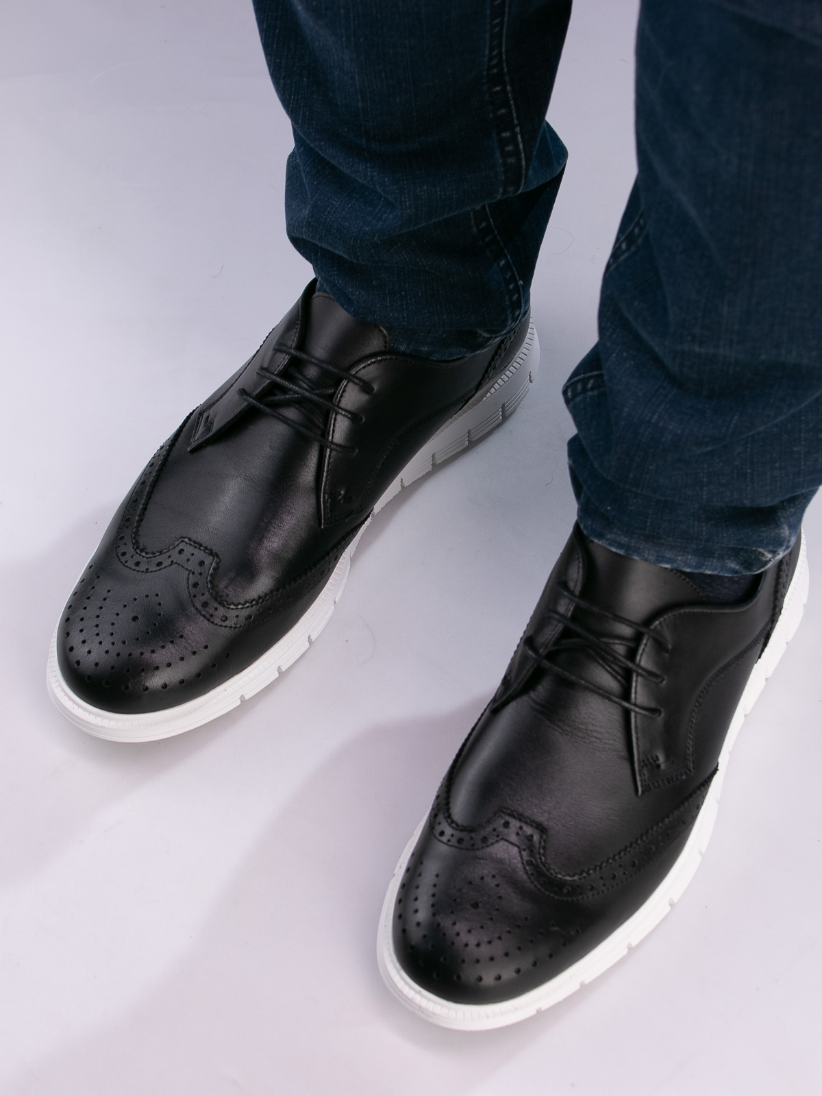 Gregers - Sport Brogue Black