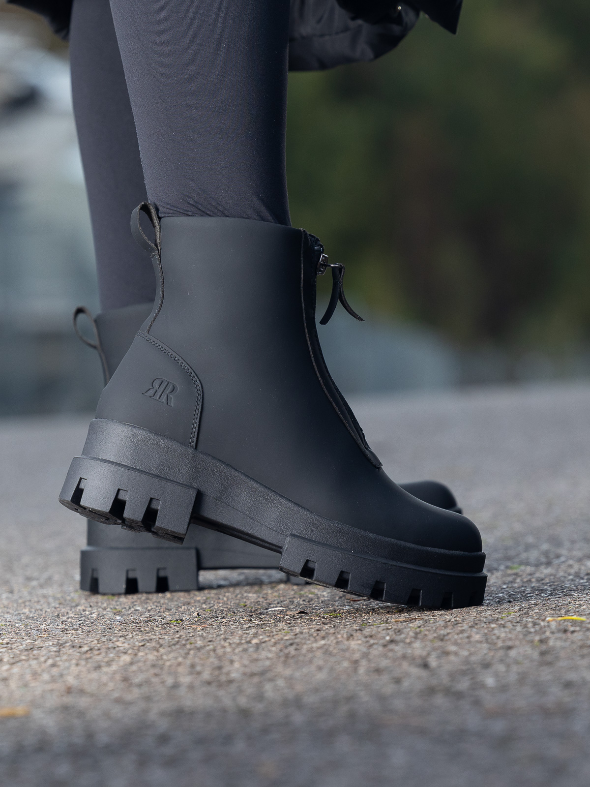 Vichi WR Black